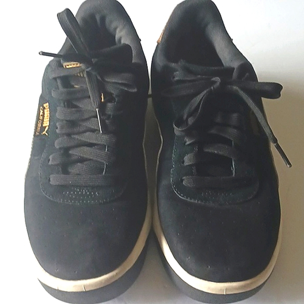 PUMA Women's Suede Sneakers Black/Tan/Gold Size 9